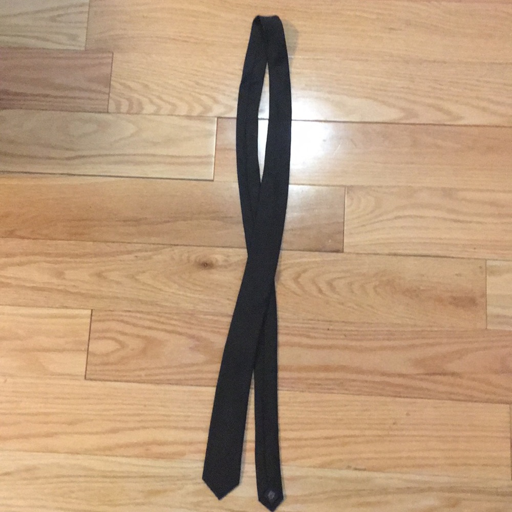 Express skinny Tie black